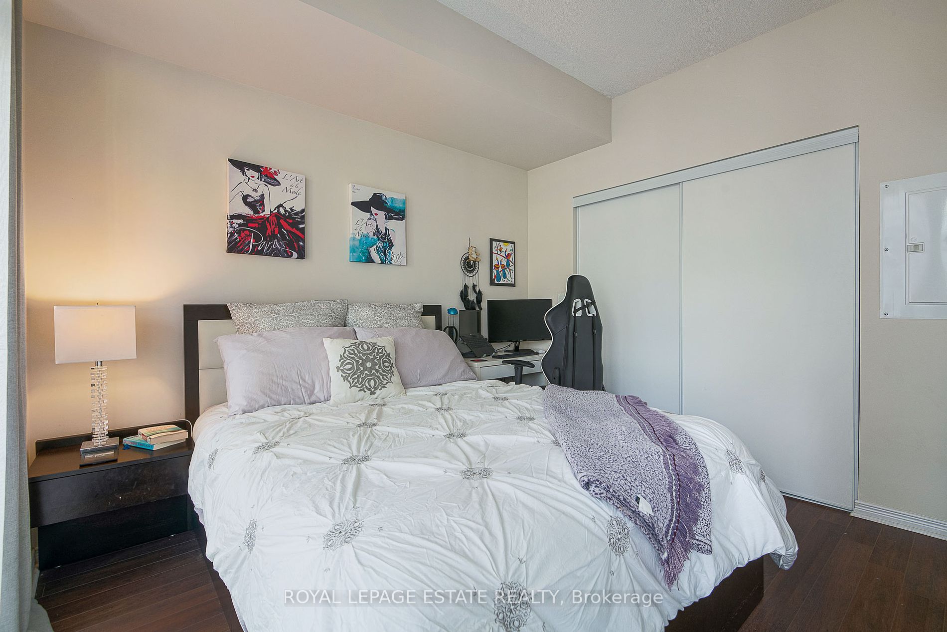 352 Front St W, #1921