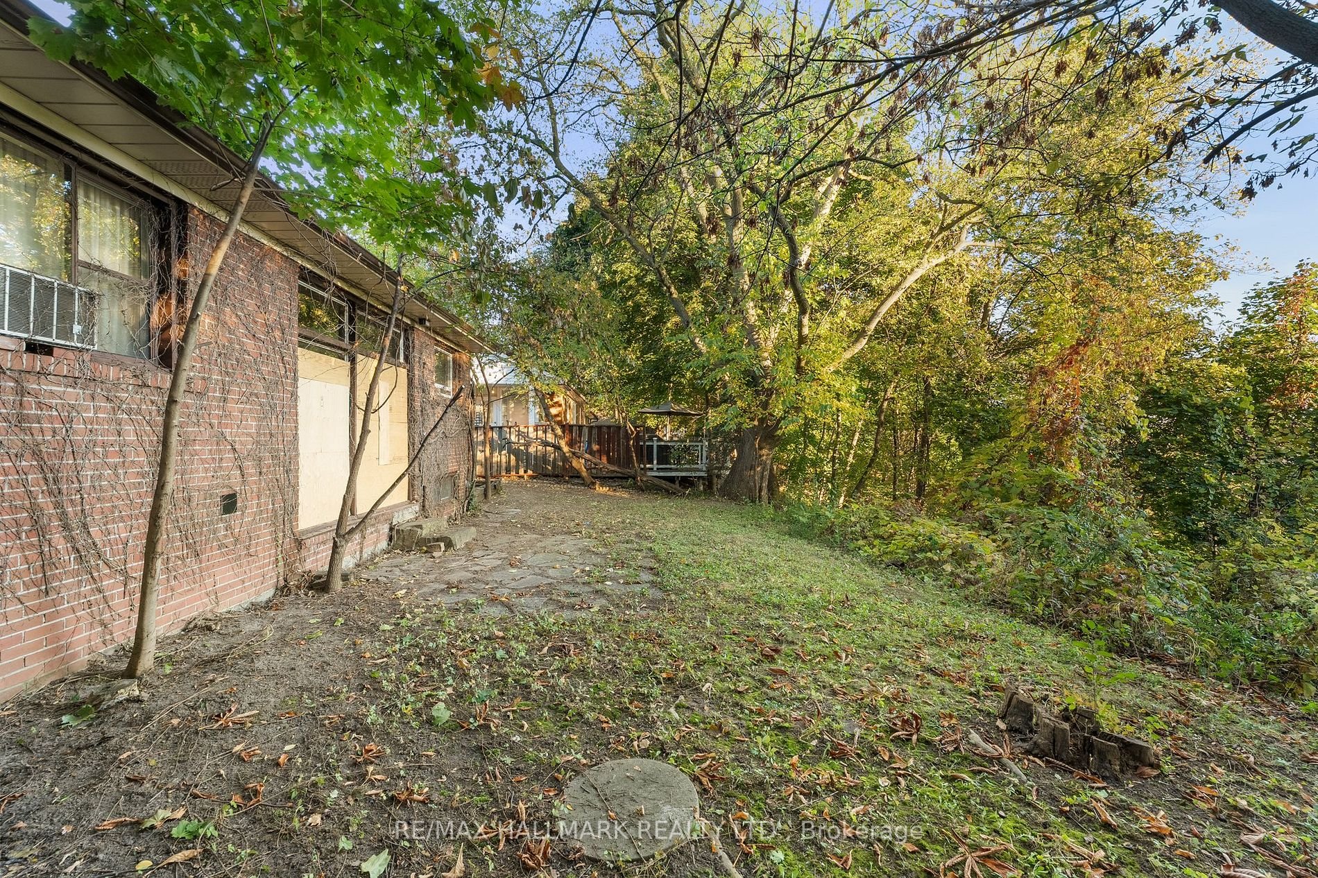 19 Woodcliff Pl