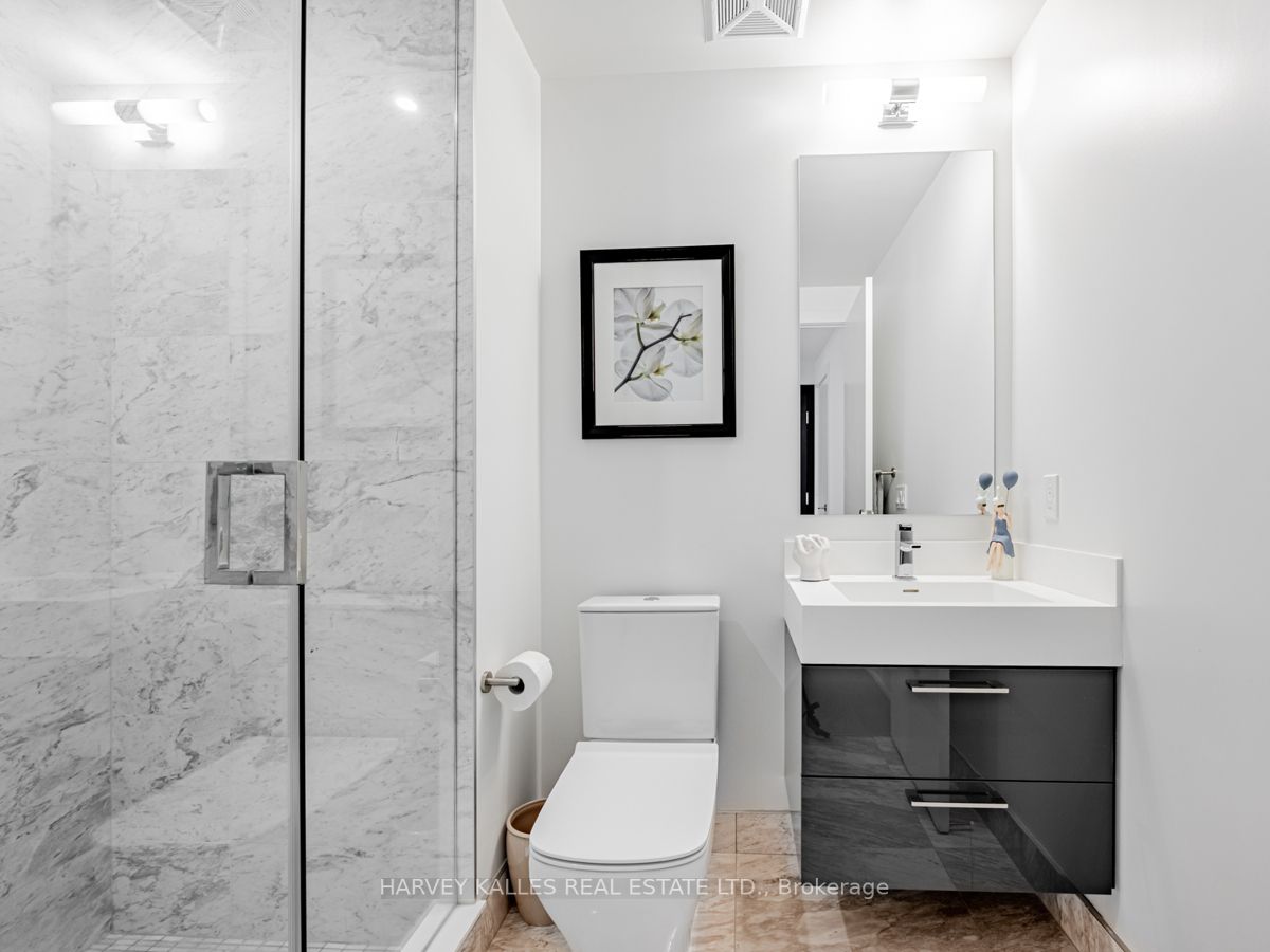 1 Yorkville Ave, #1701