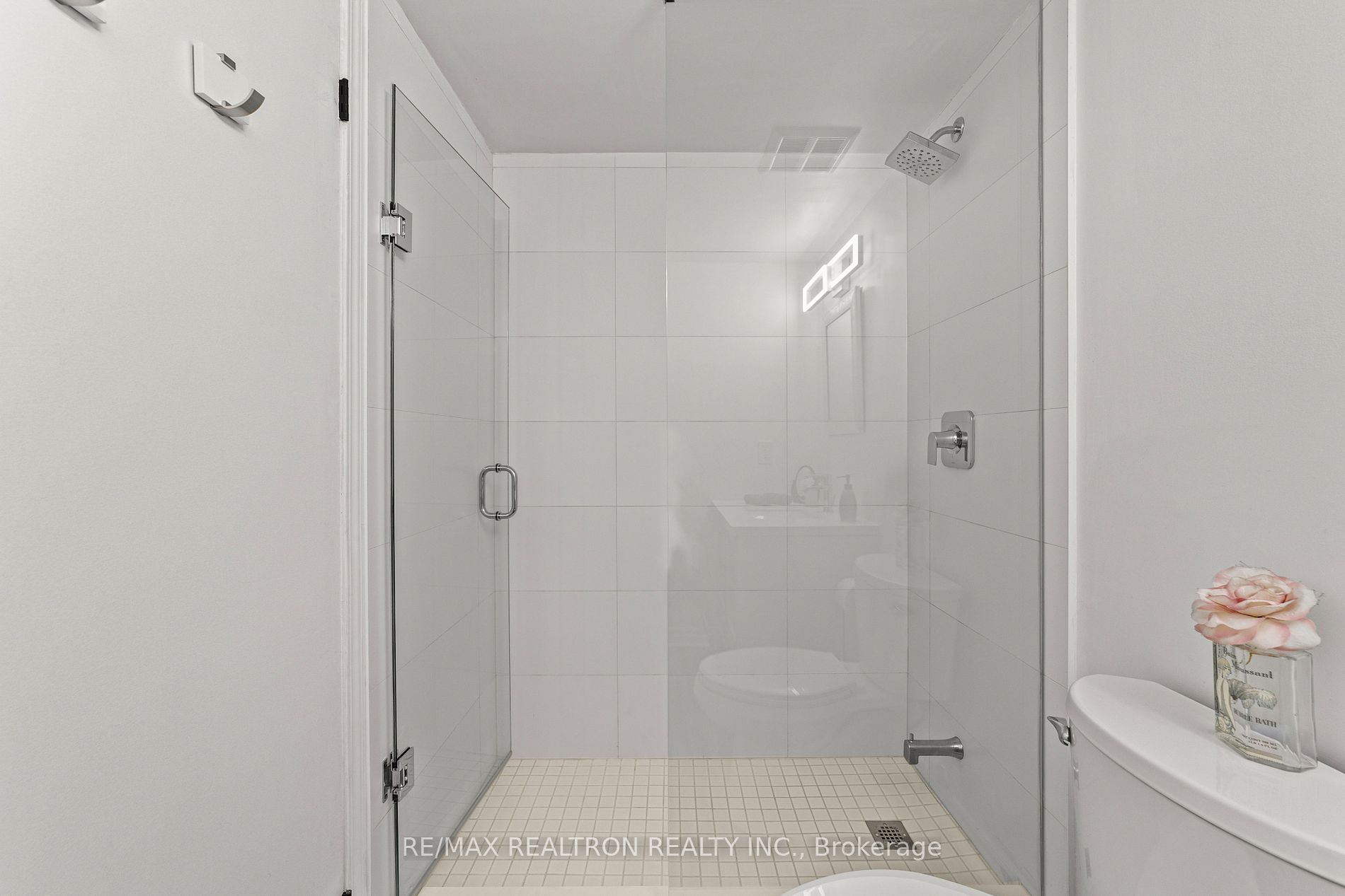 3 Everson Dr, #302