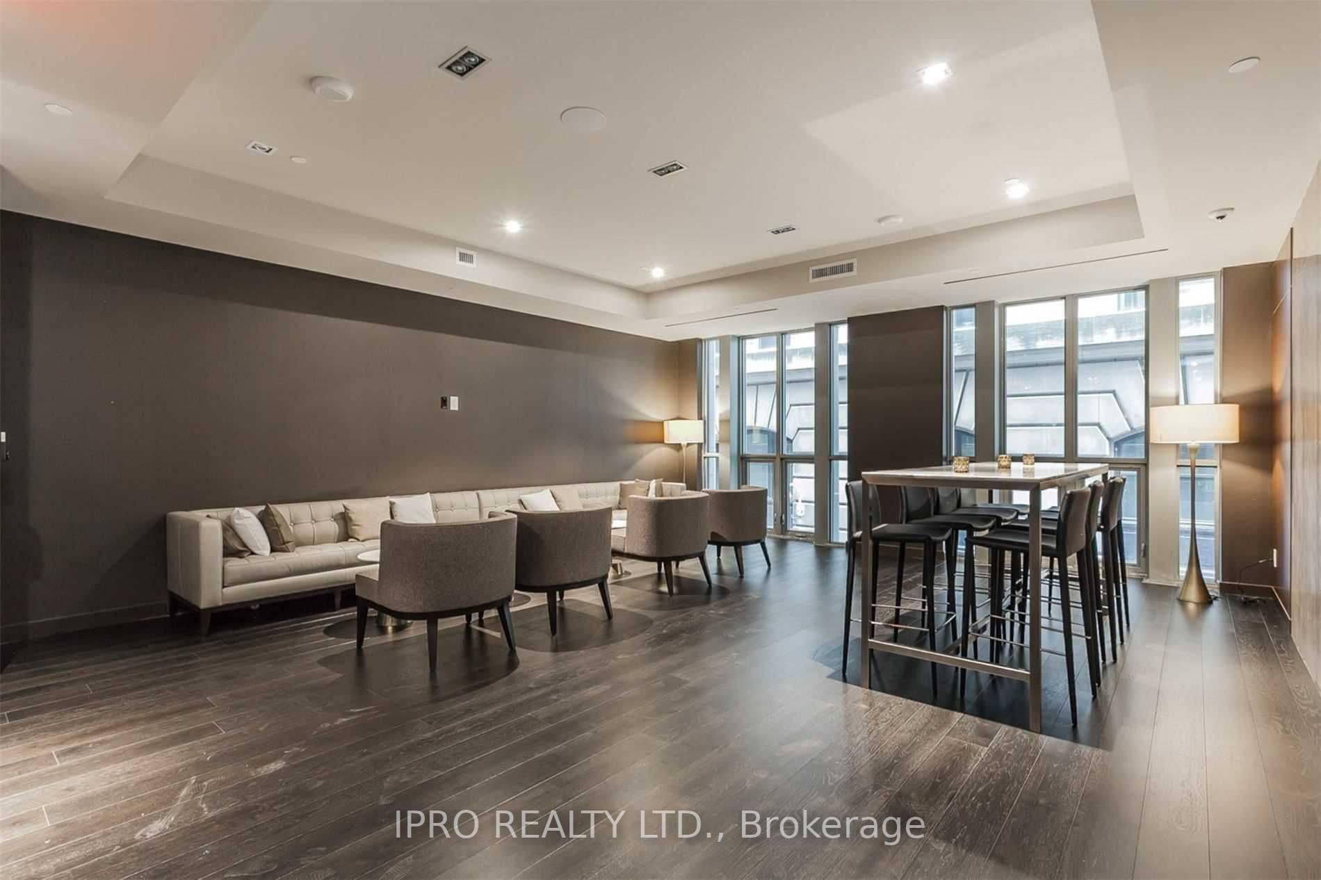 70 Temperance St, #308