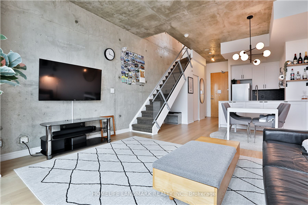 388 Richmond St W, Toronto