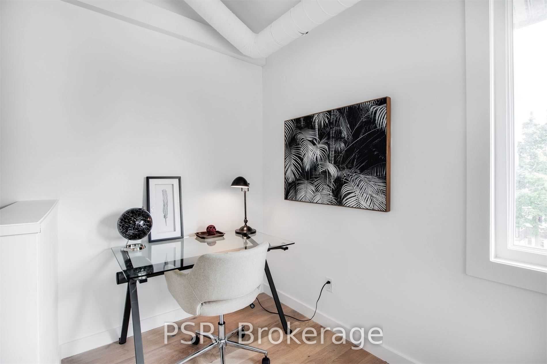 114 Braemar Ave, #Upper