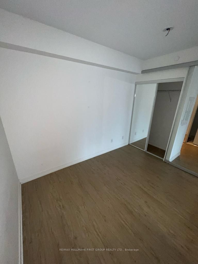 85 Wood Street, #1217