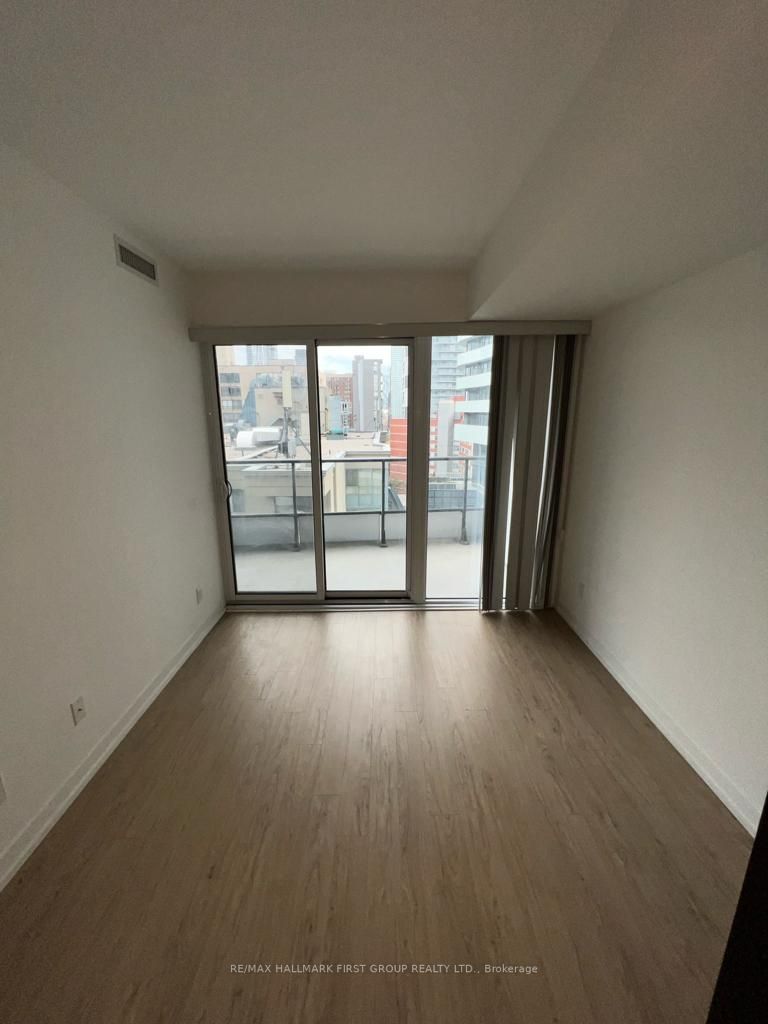 85 Wood Street, #1217