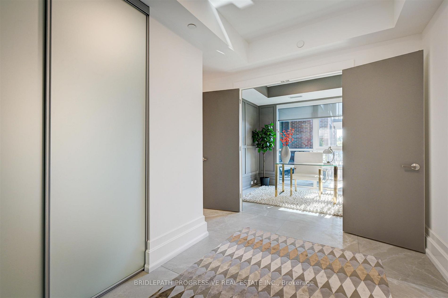 3 Southvale Dr, #301