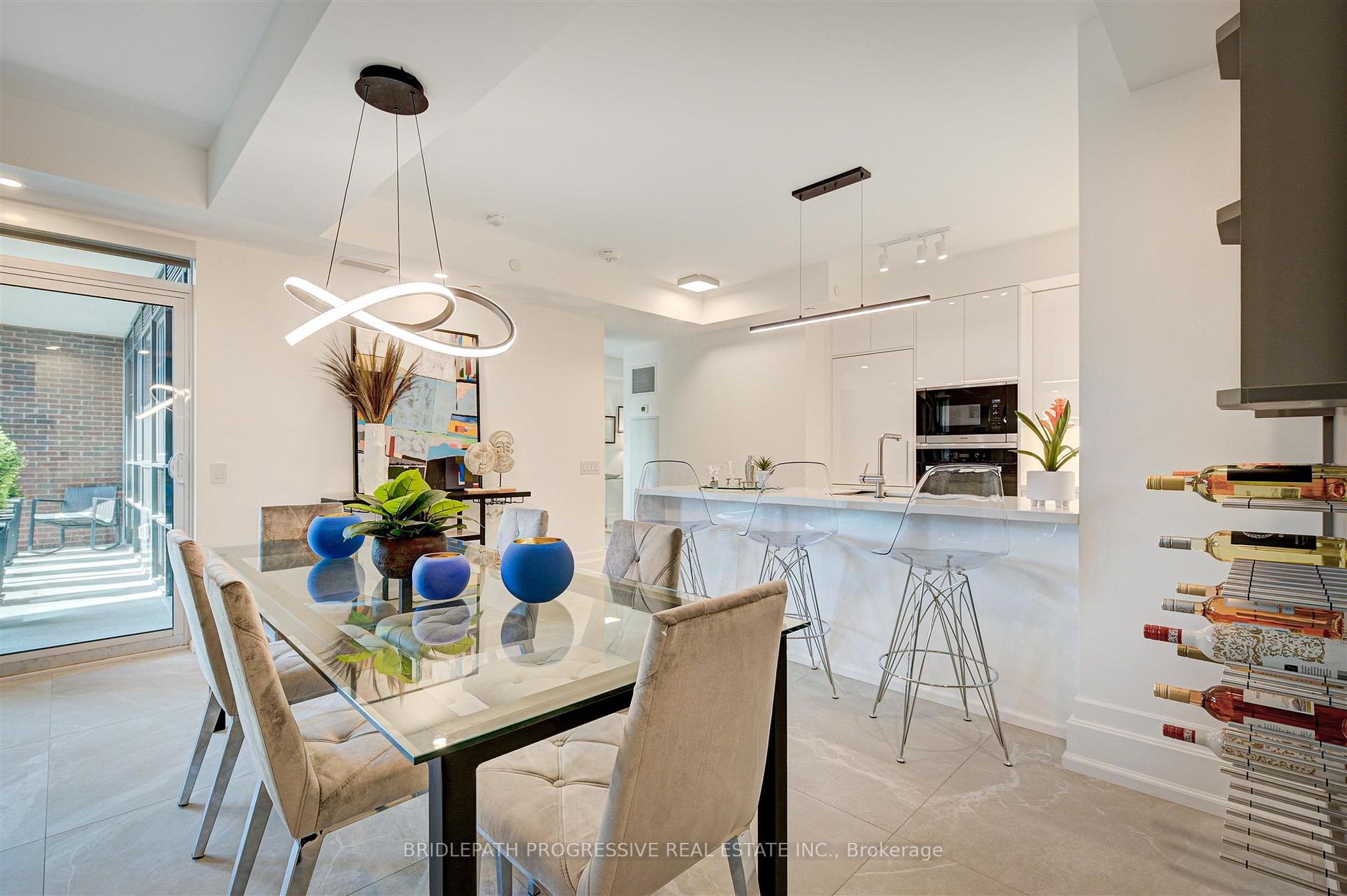 3 Southvale Dr, #301
