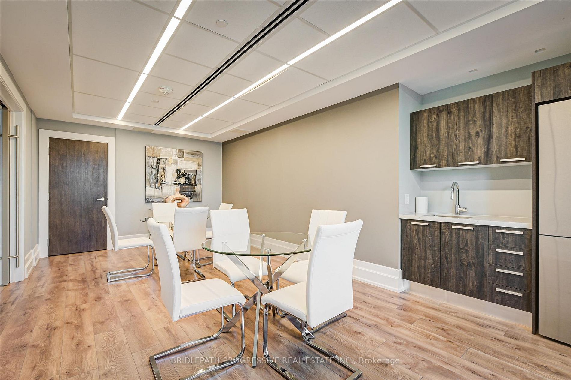 3 Southvale Dr, #301