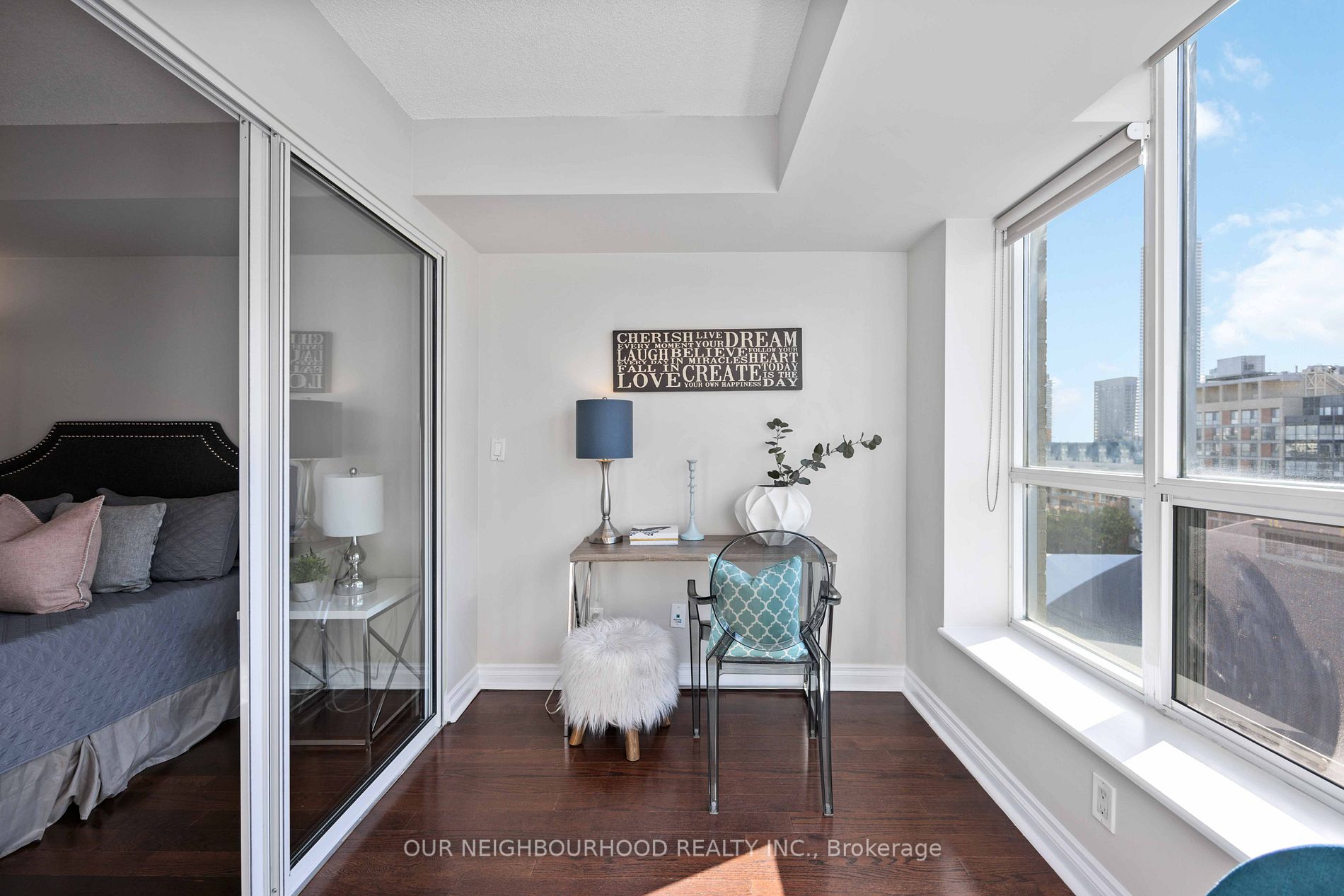 109 Front St E, #1035