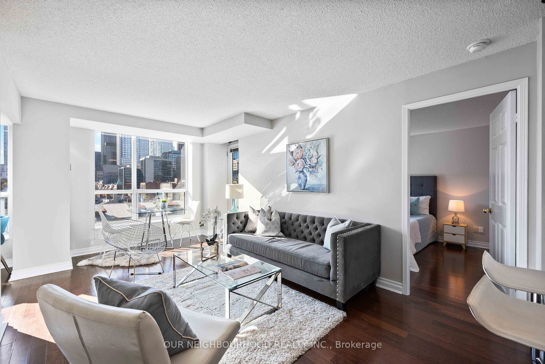 109 Front St E, #1035