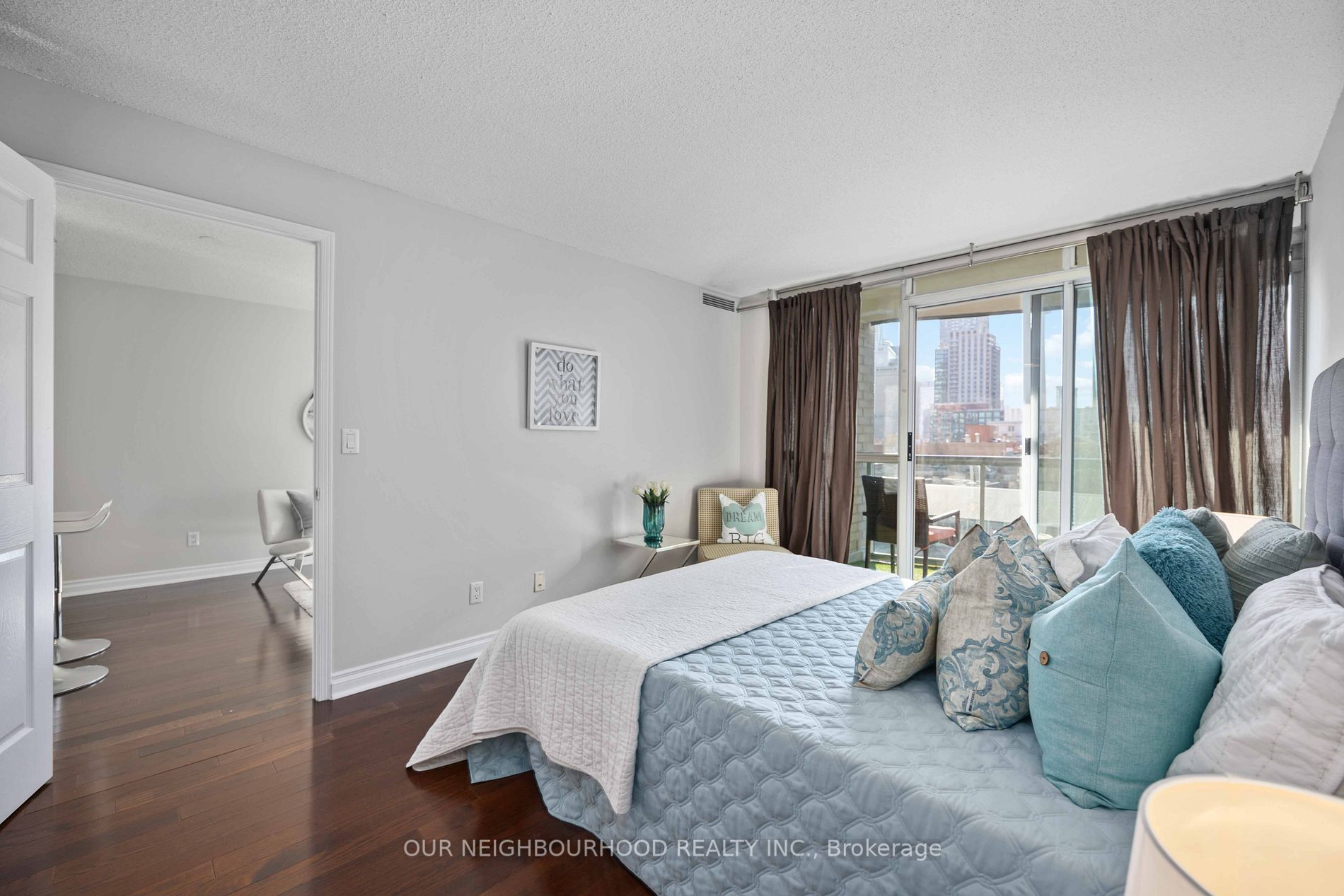 109 Front St E, #1035