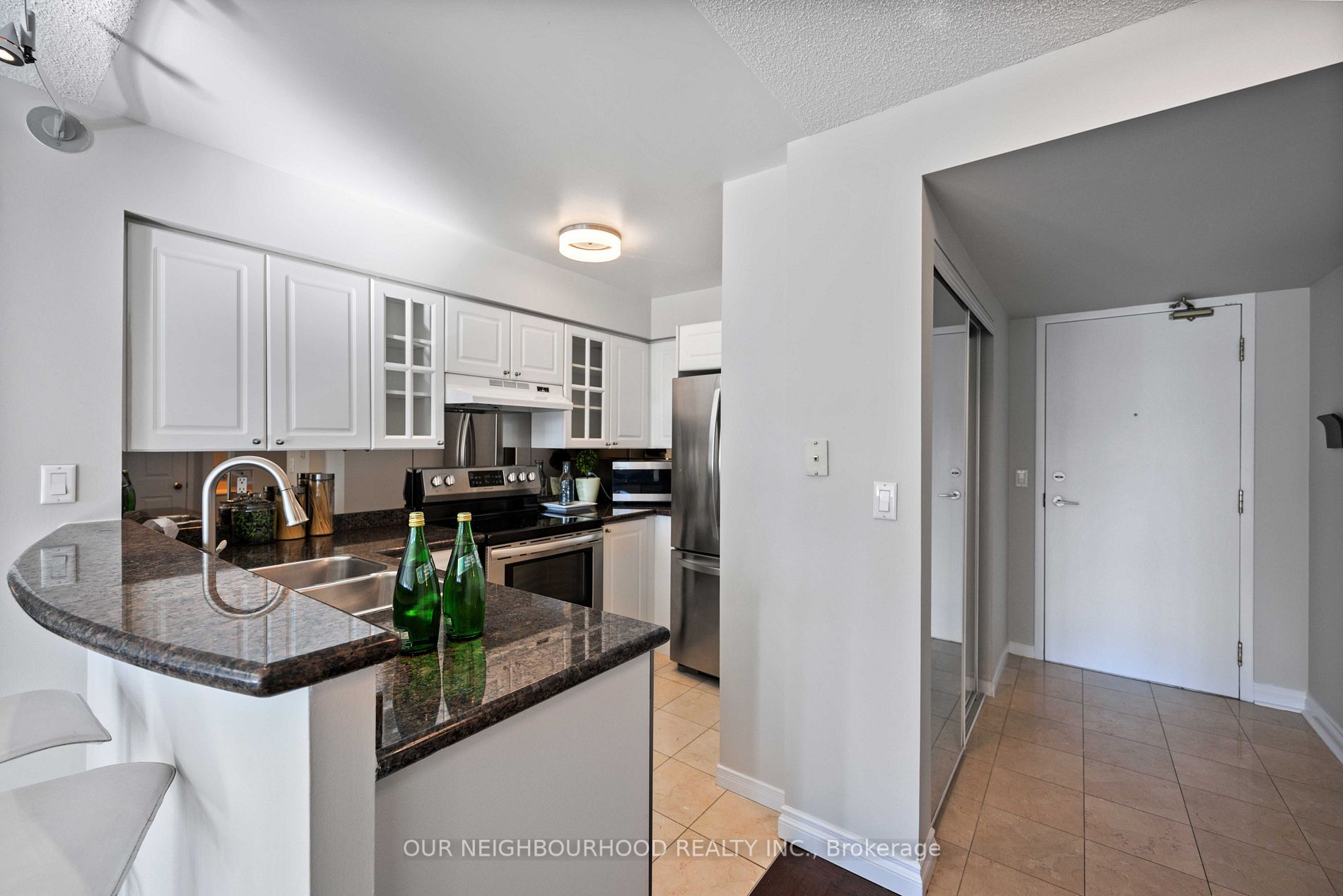 109 Front St E, #1035