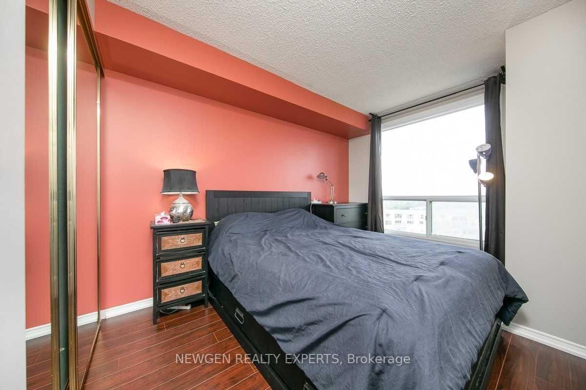 7 Concorde Pl, #1410