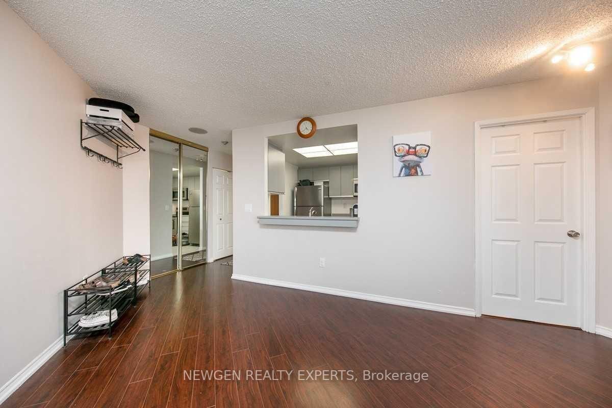 7 Concorde Pl, #1410