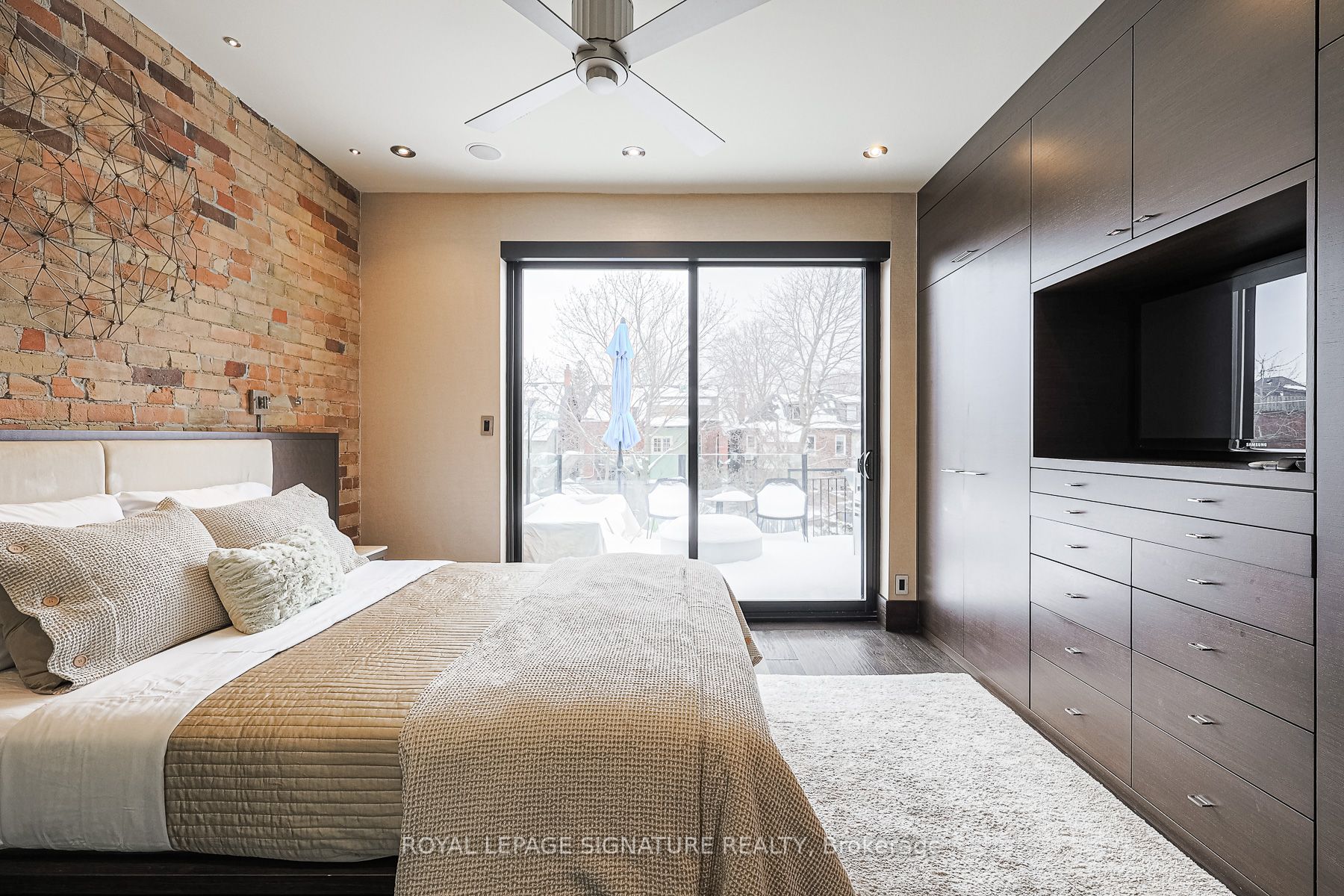 36 Delaware Ave, #3