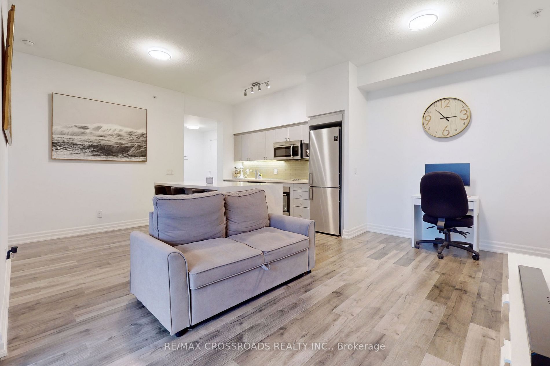 565 Wilson Ave, #621W