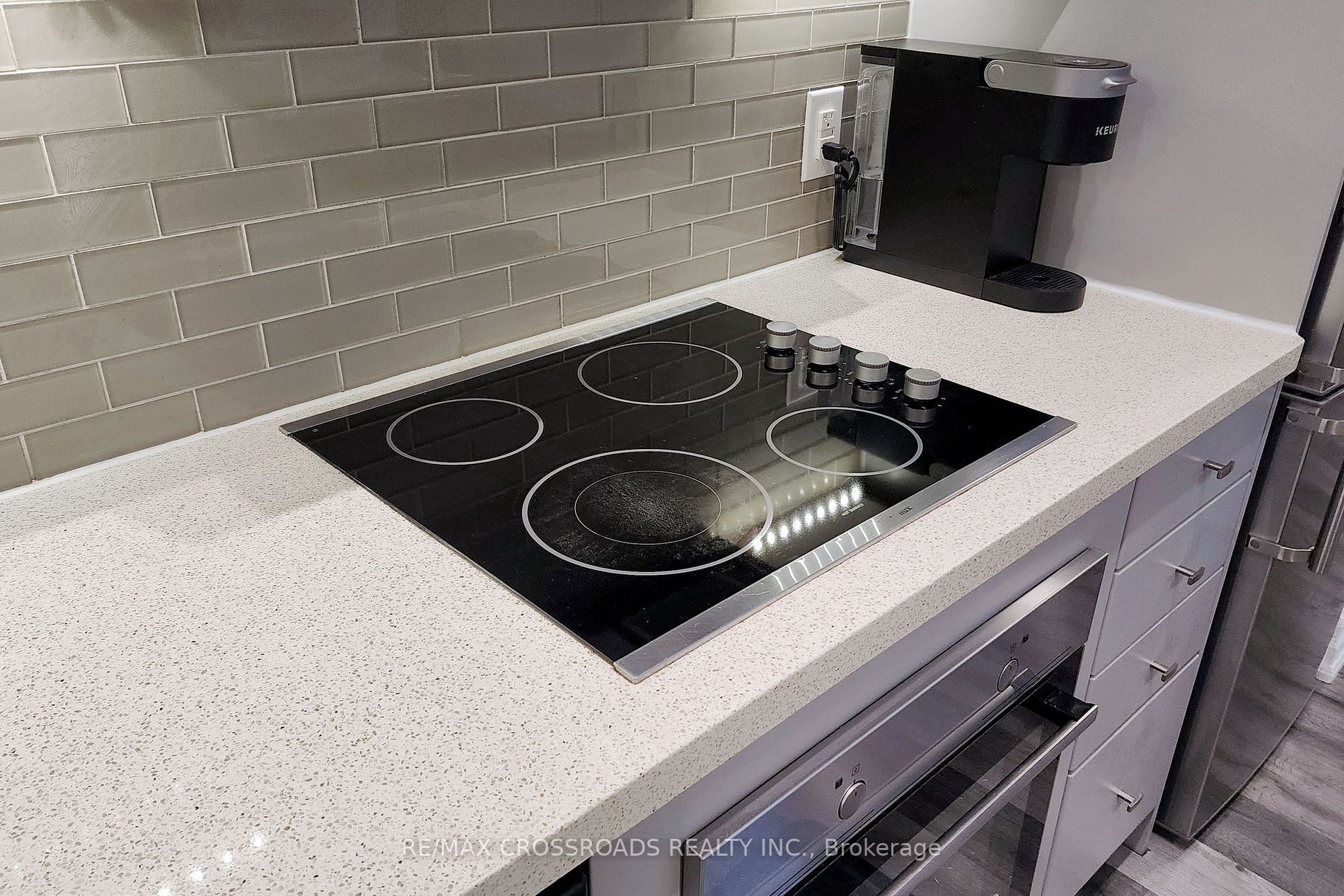 565 Wilson Ave, #621W