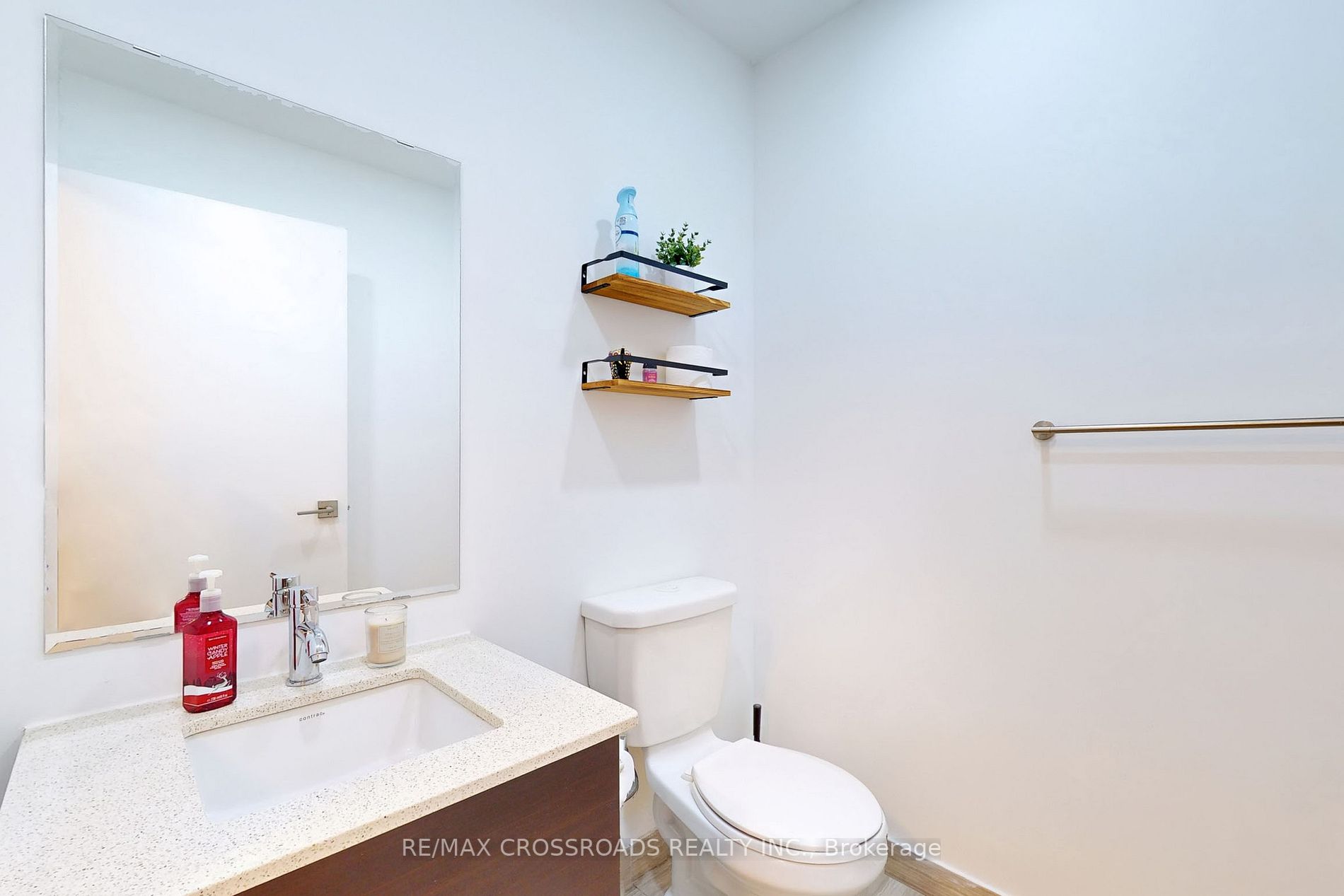 565 Wilson Ave, #621W
