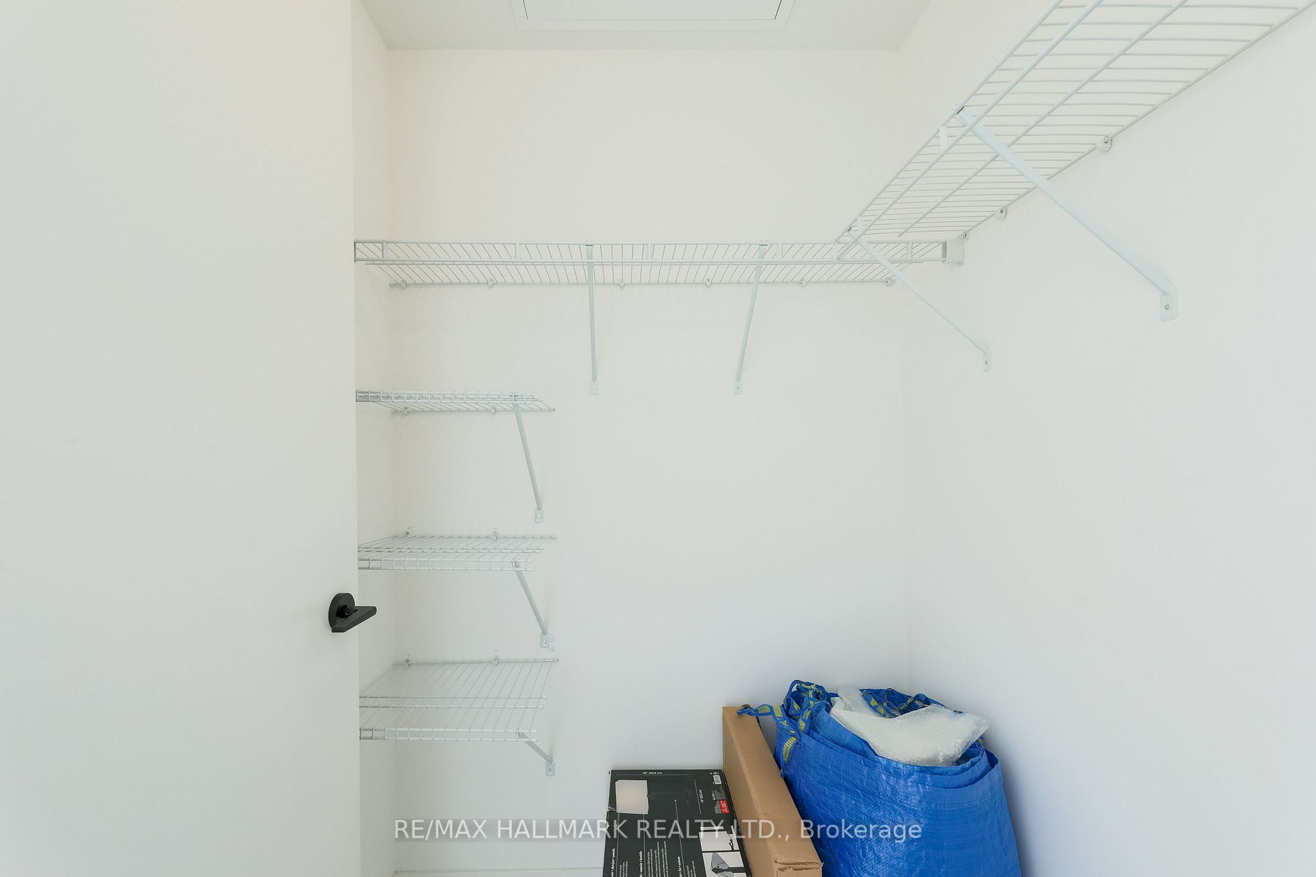 35 Rolling Mills Rd, #S449