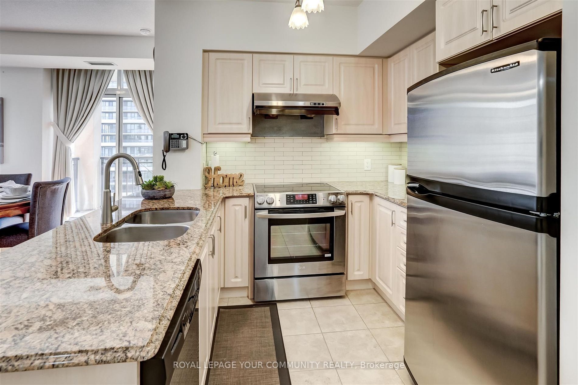1105 Leslie St, #1102