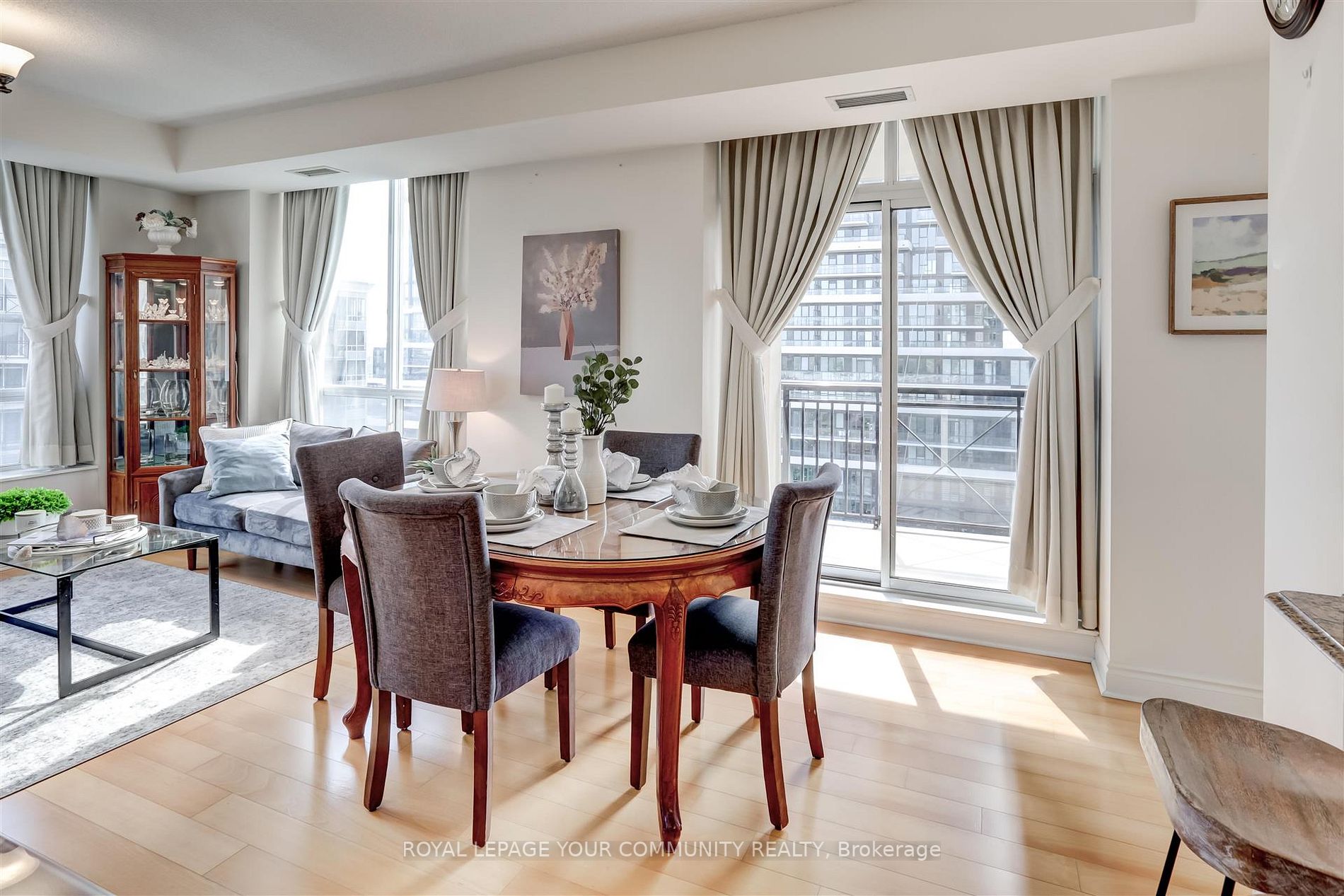 1105 Leslie St, #1102