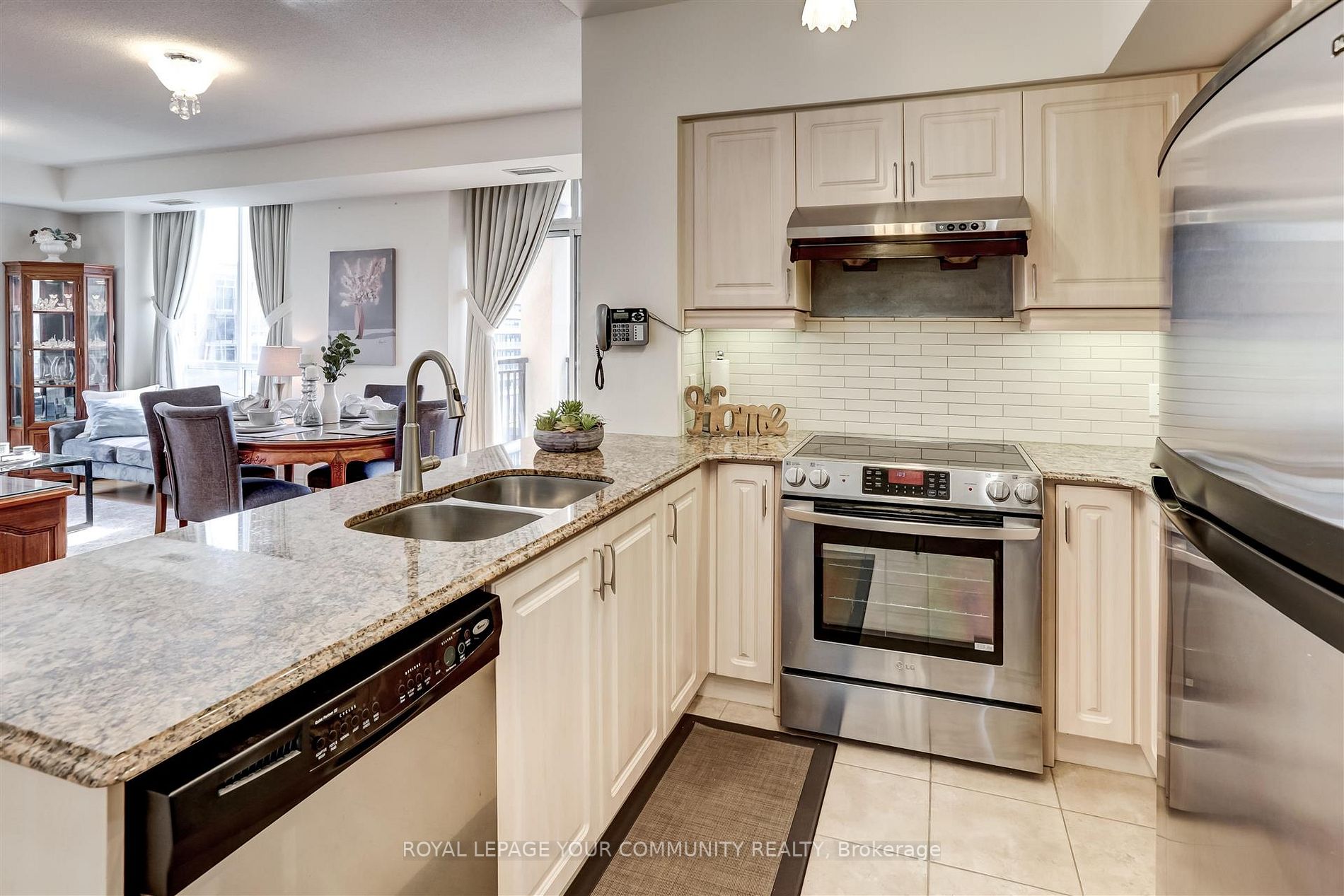 1105 Leslie St, #1102