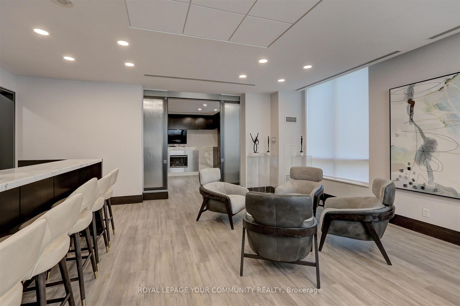 1105 Leslie St, #1102