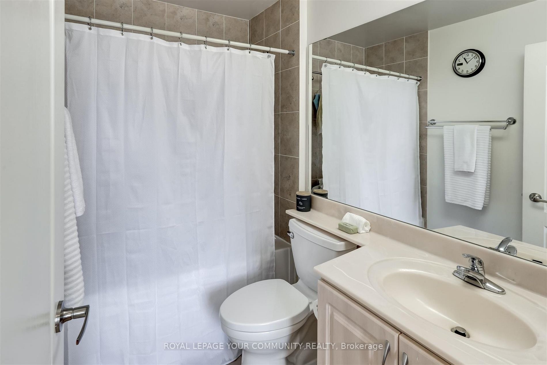 1105 Leslie St, #1102
