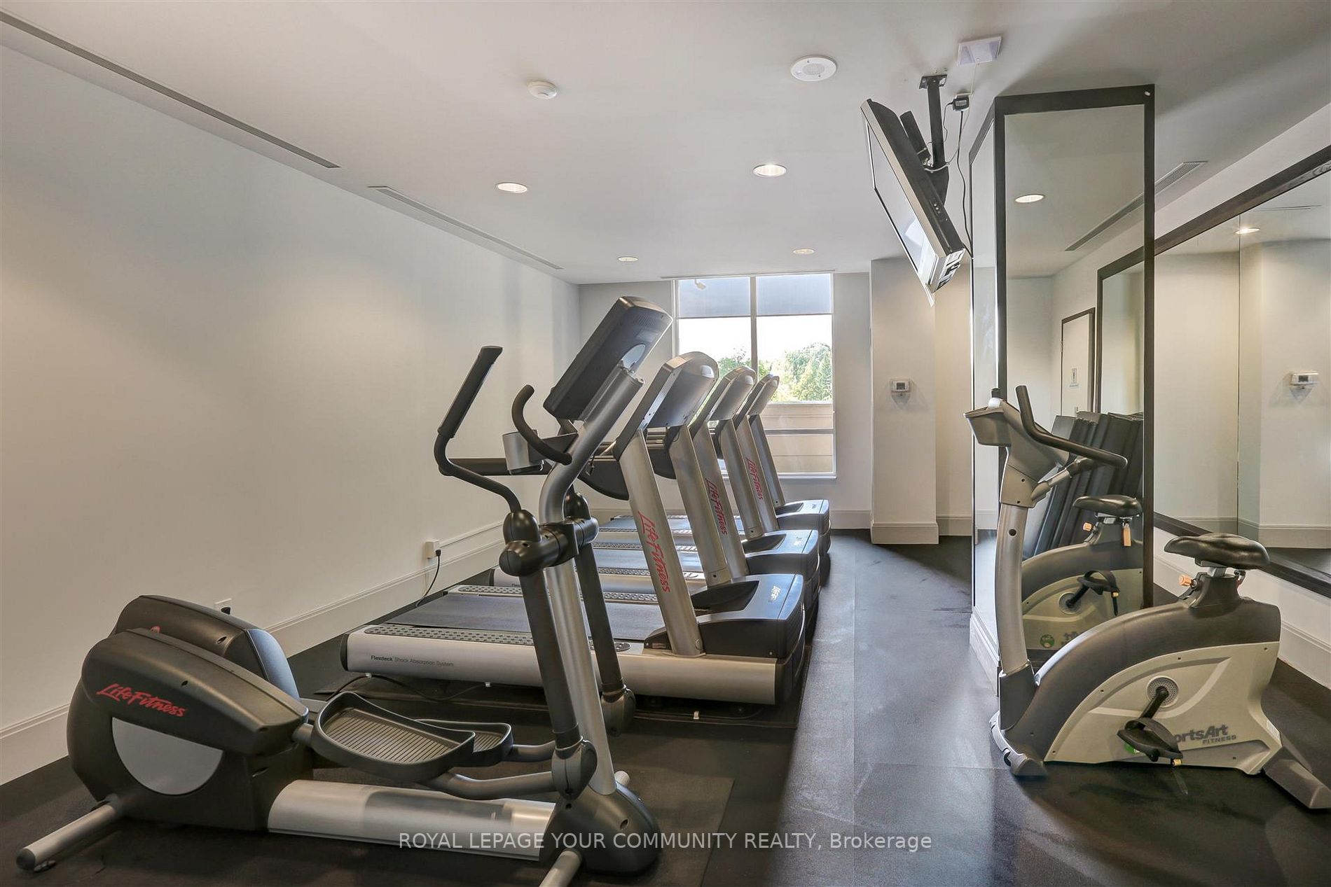 1105 Leslie St, #1102