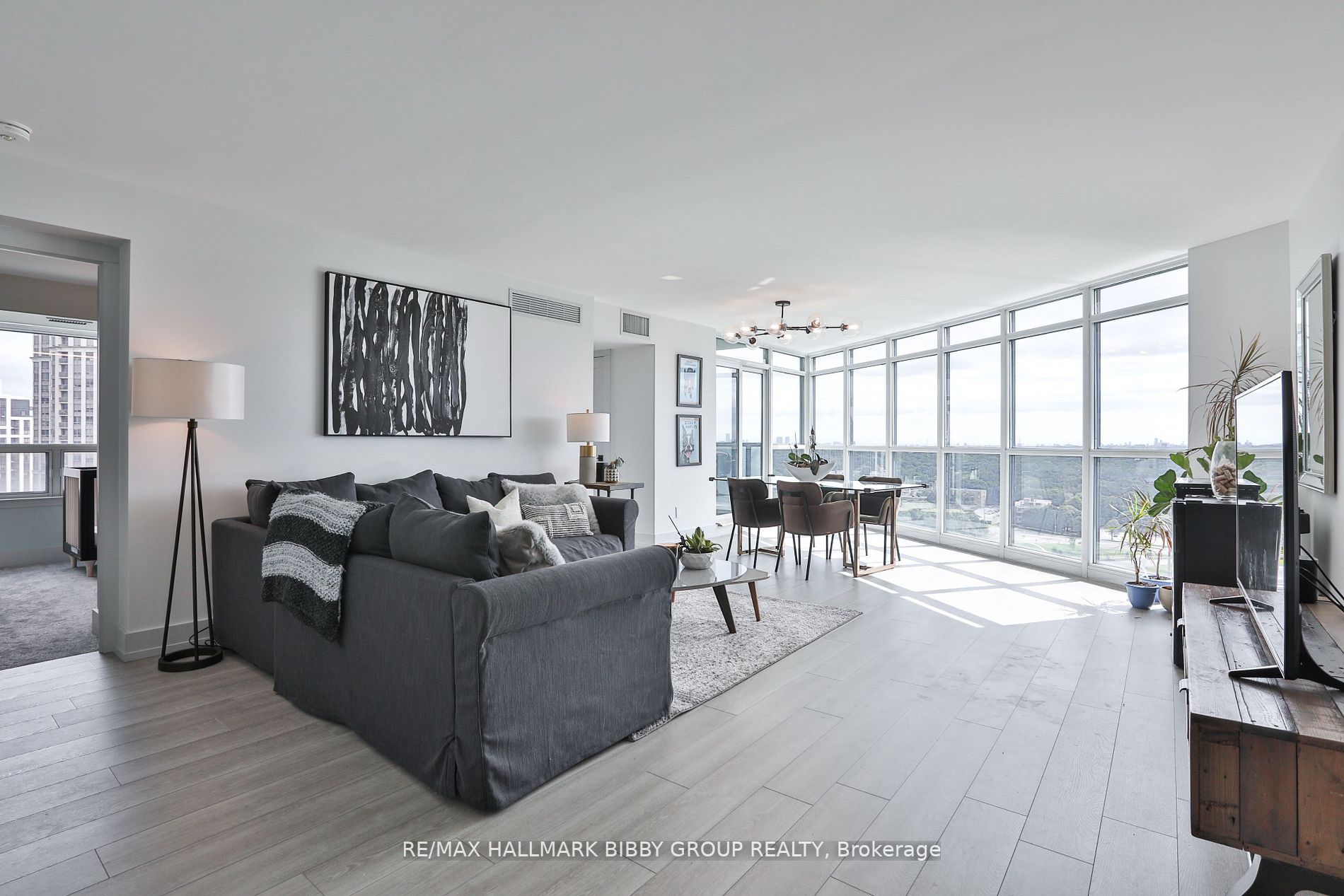 30 Harrison Garden Blvd, #2102