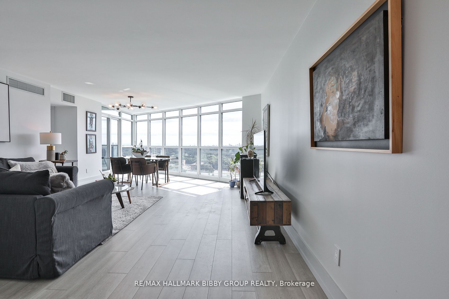 30 Harrison Garden Blvd, #2102