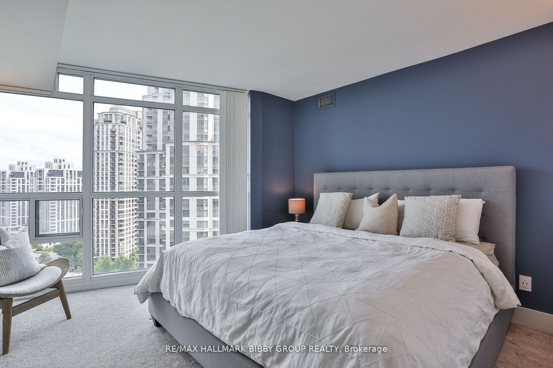 30 Harrison Garden Blvd, #2102