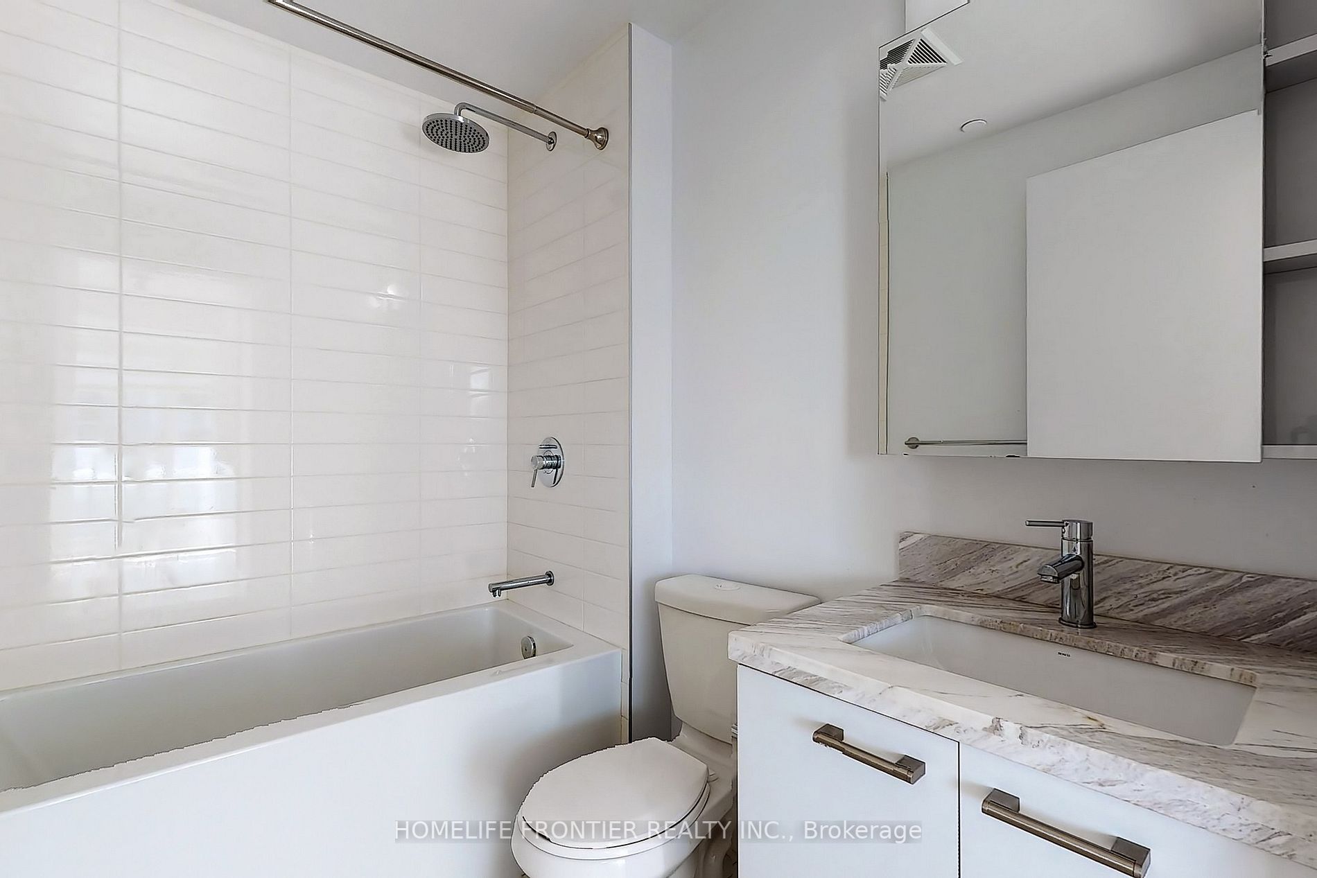 2221 Yonge Street, #1808