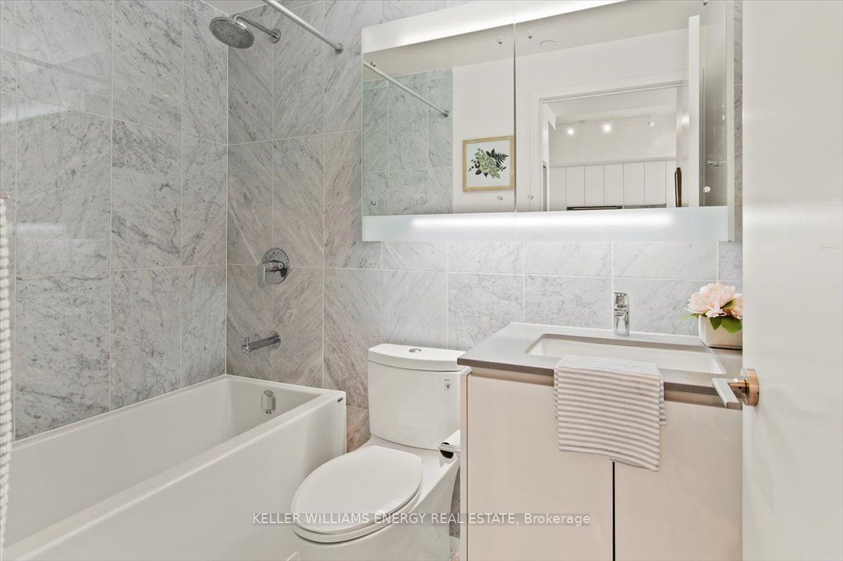 115 Mcmahon Dr, #2101