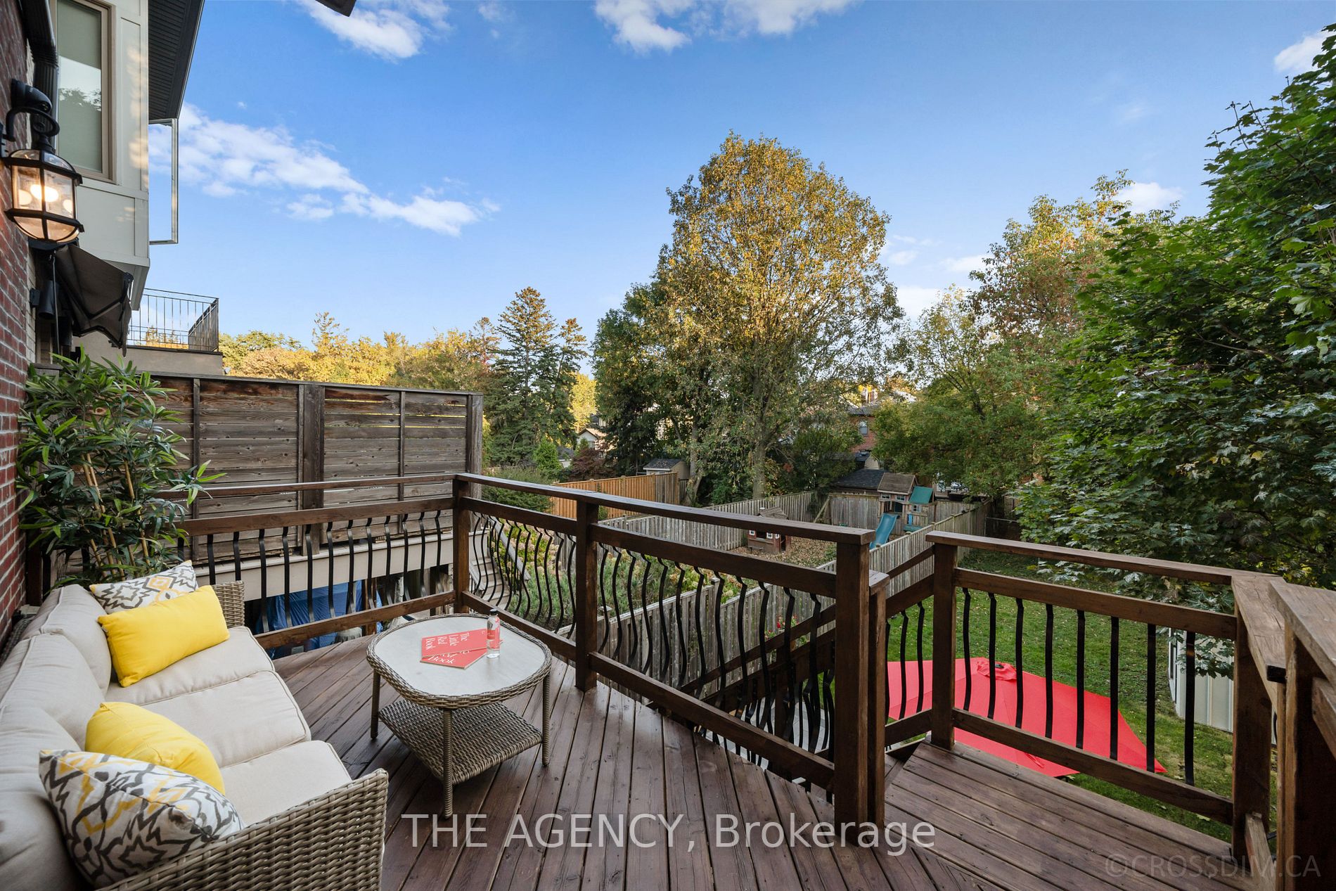 349 Fairlawn Ave