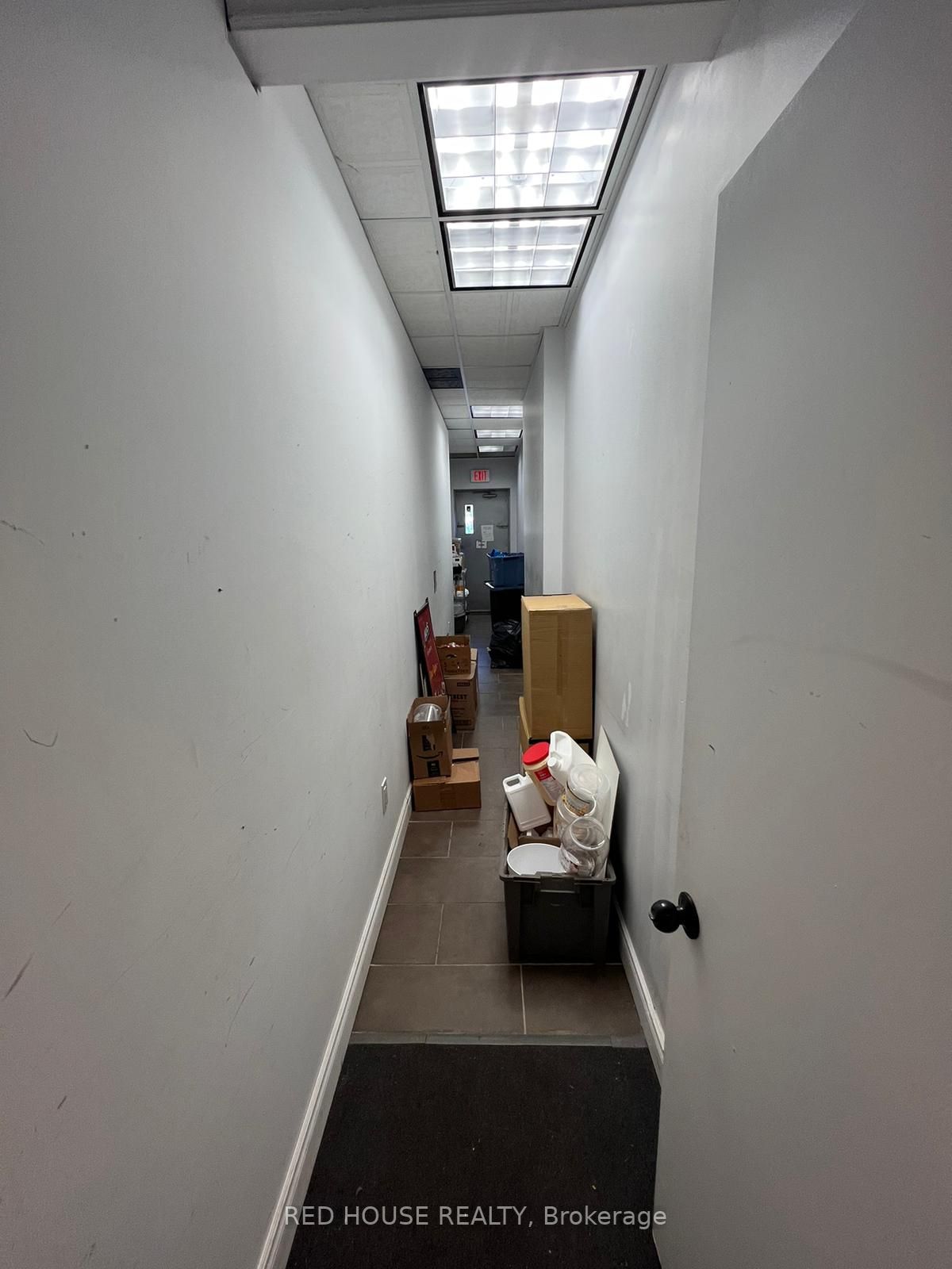 846 Sheppard Ave W