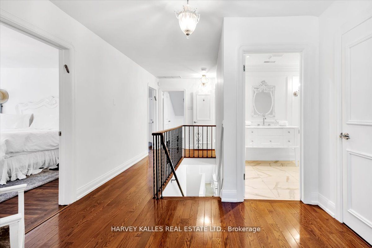 51 Coldstream Ave
