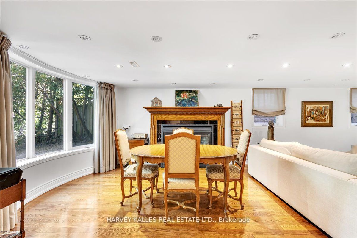 51 Coldstream Ave