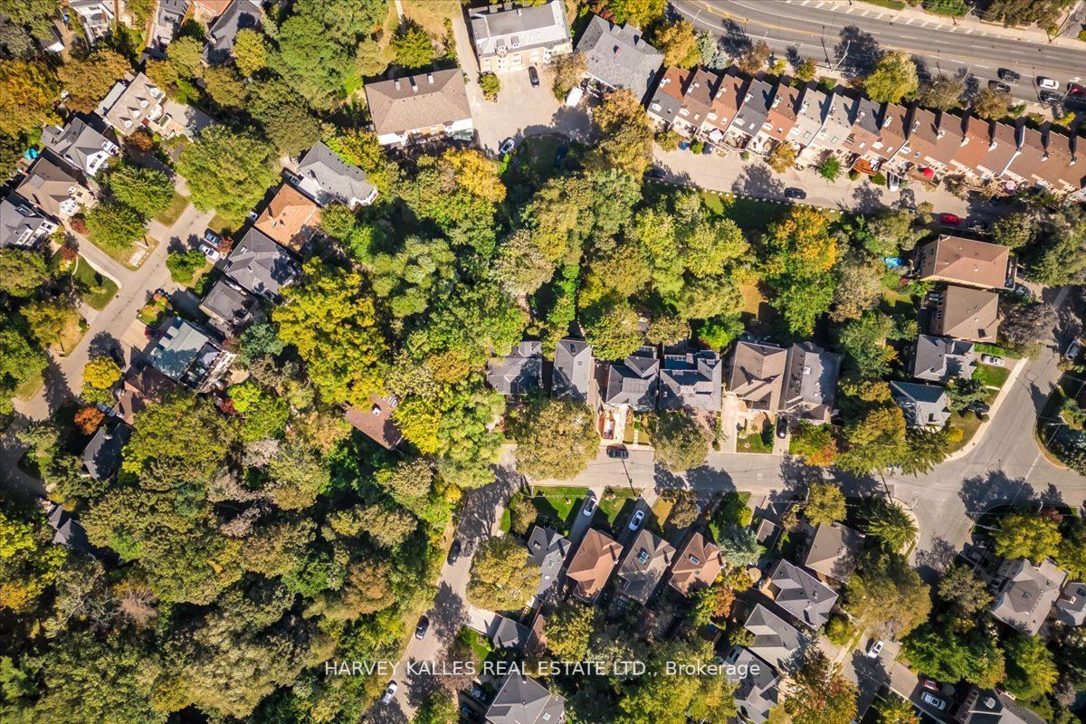 51 Coldstream Ave