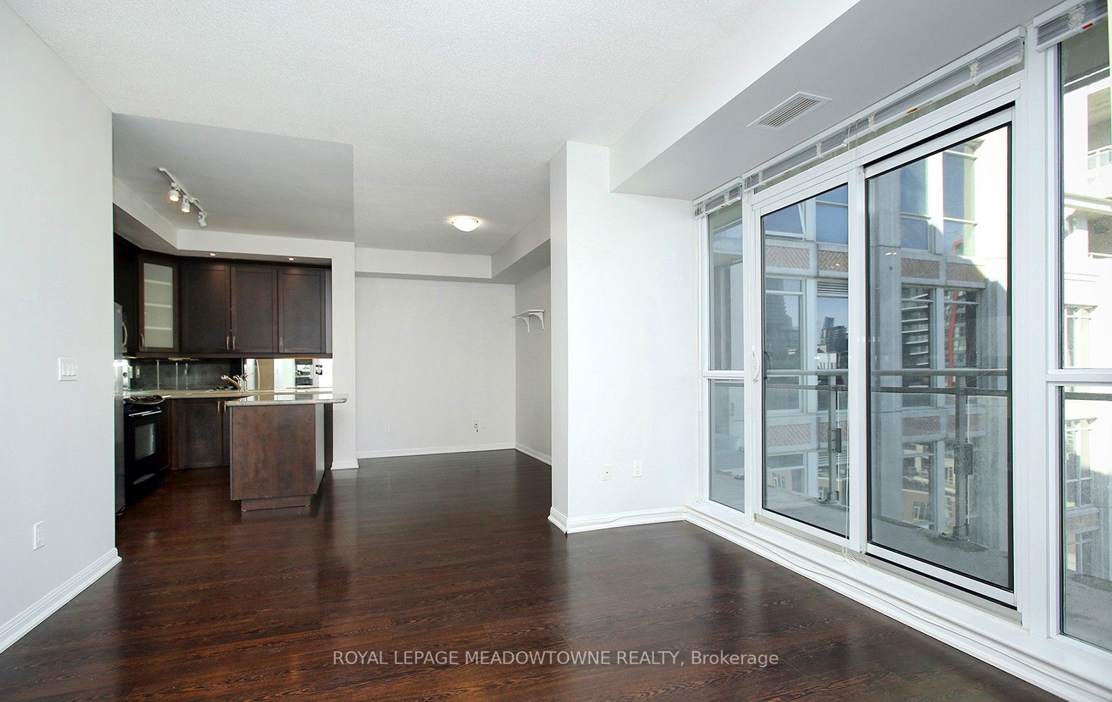 628 Fleet St, #916