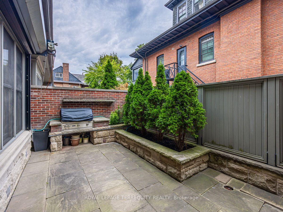 5 Dunvegan Rd