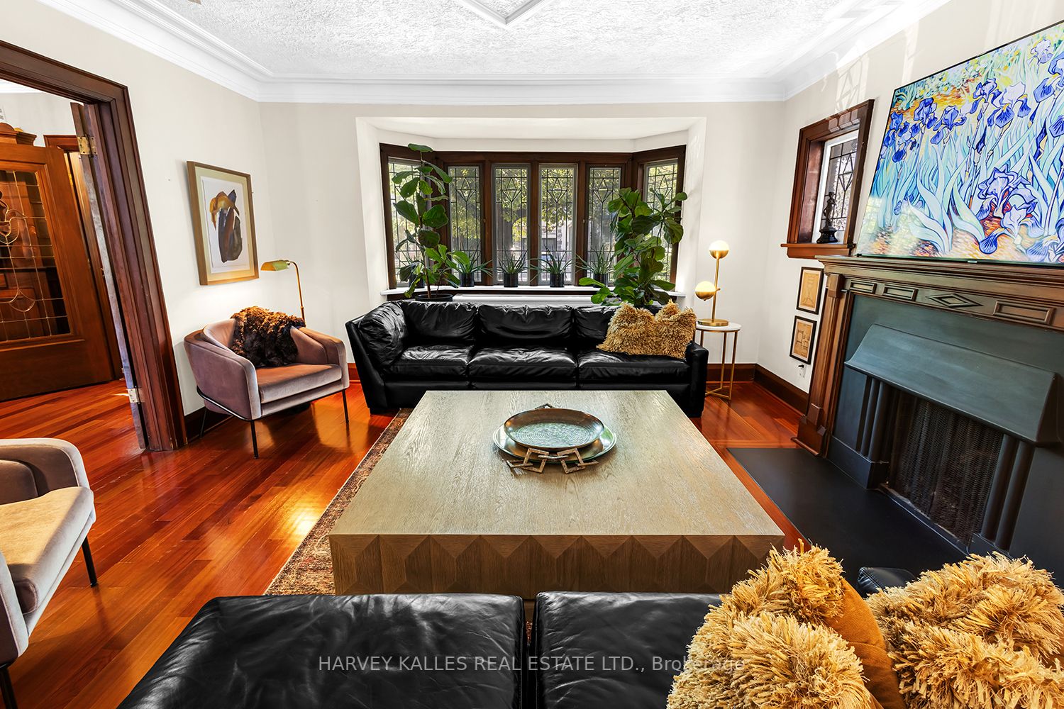 626 Lonsdale Rd