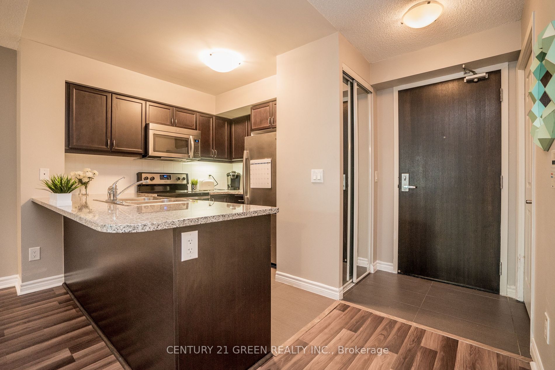 19 Grand Trunk Cres, #2608