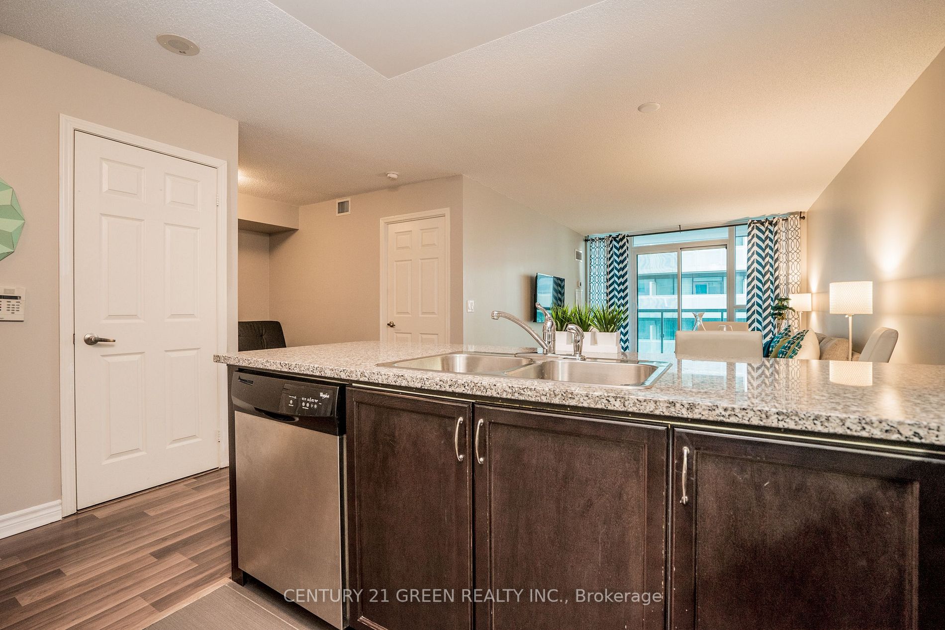 19 Grand Trunk Cres, #2608