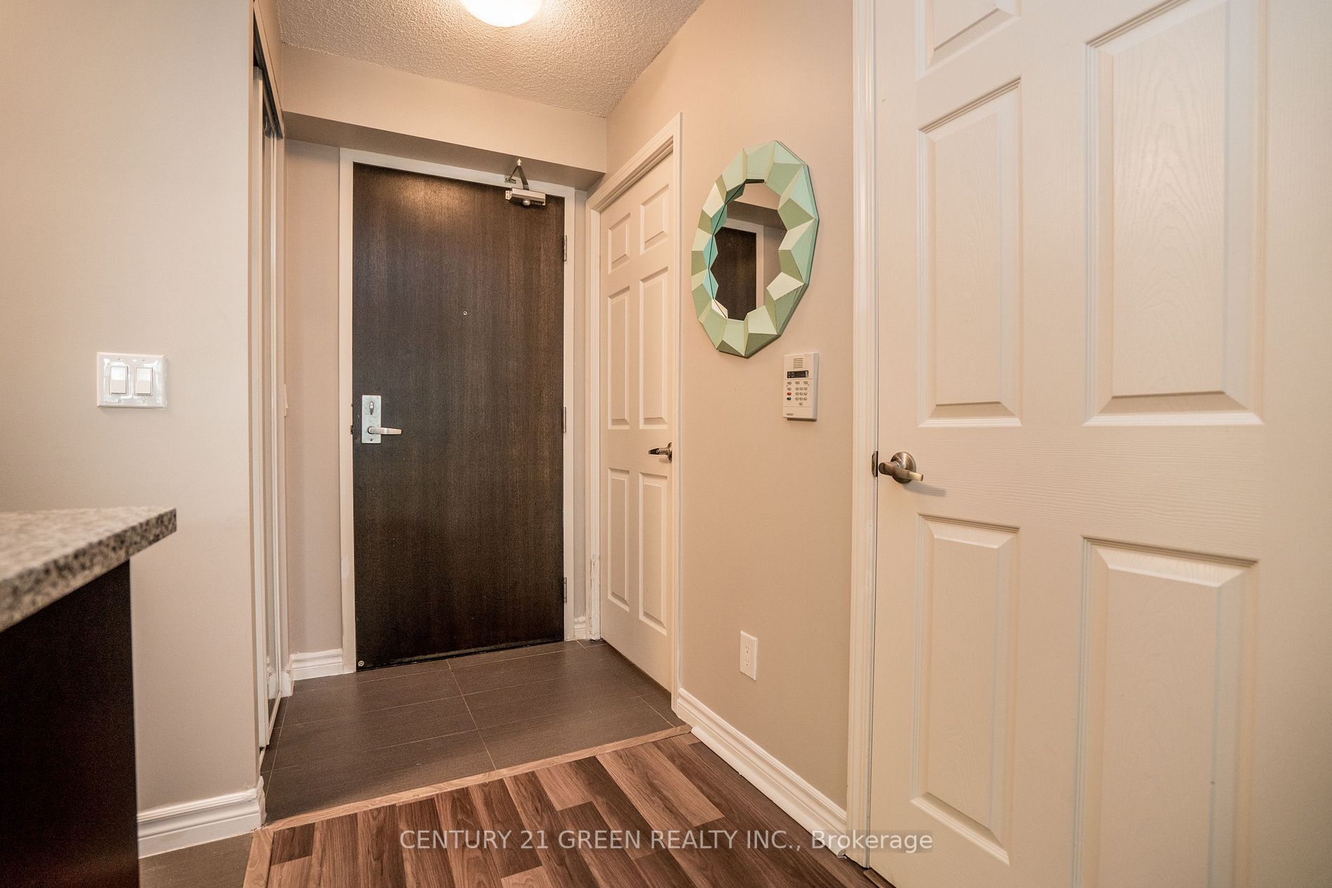 19 Grand Trunk Cres, #2608