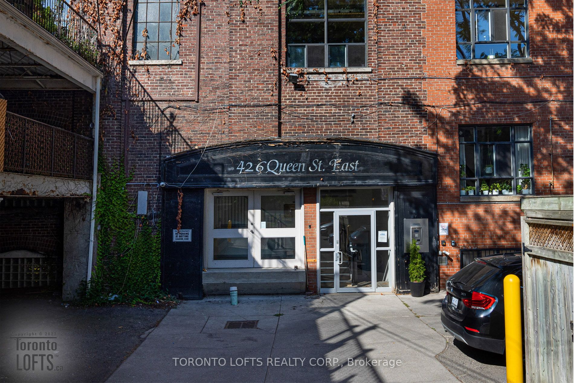 426 Queen St E, #A01