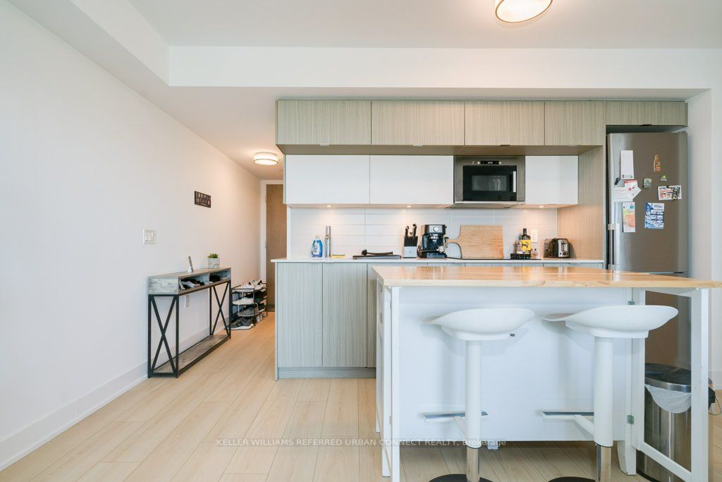 575 Bloor St E, #1504