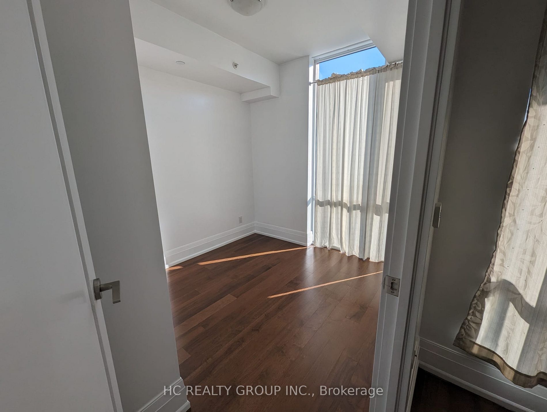 25 Malcolm Rd, #312