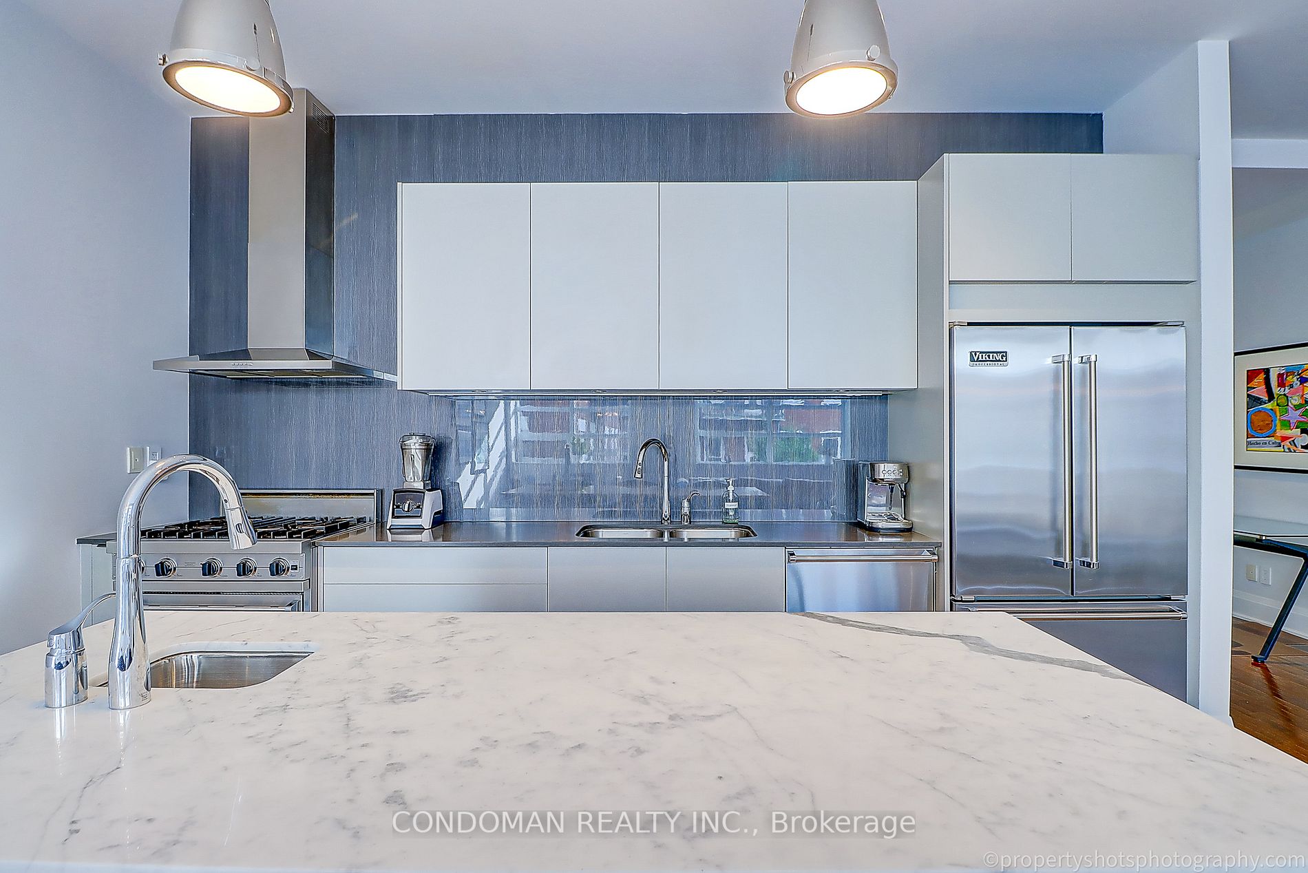 391 Brunswick Ave, #303