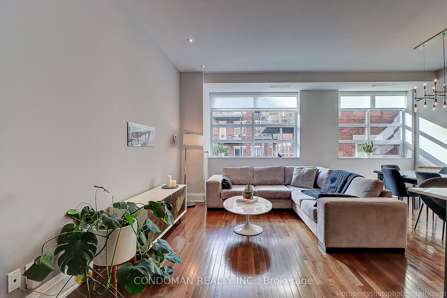 391 Brunswick Ave, #303